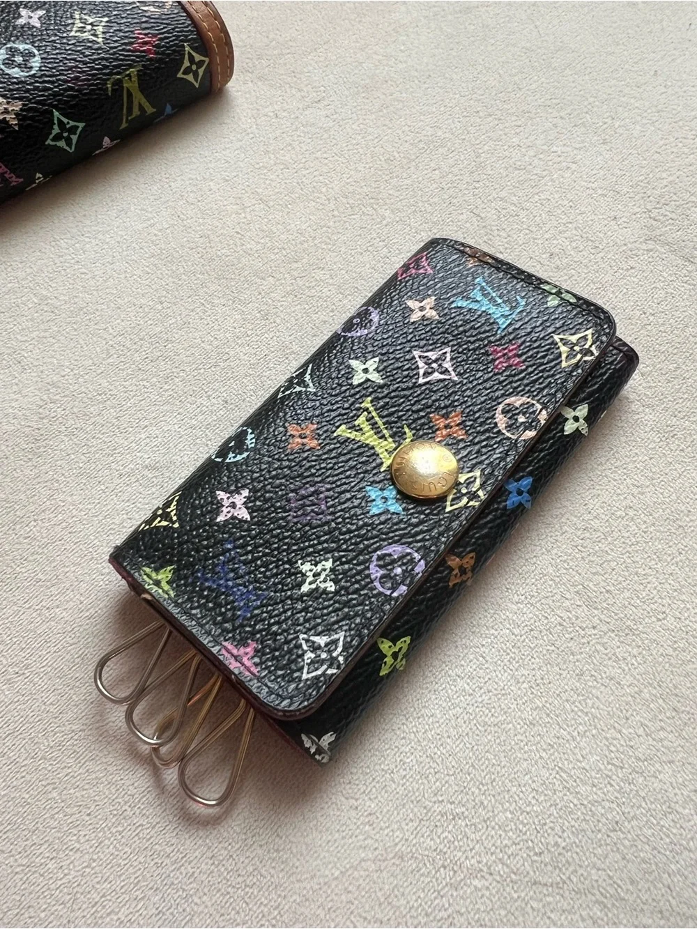 Louis Vuitton Mulicolor set wallet and keys holder